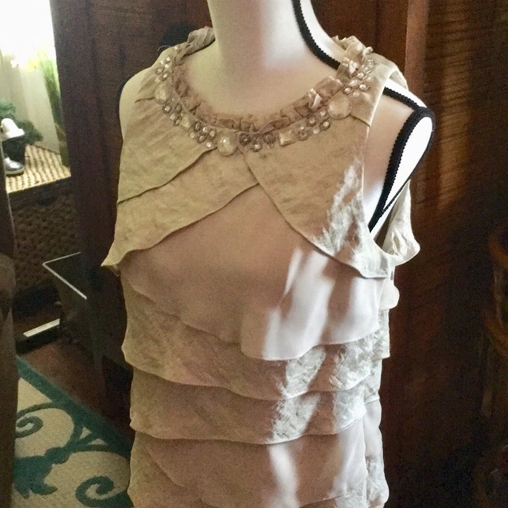 Lovely beige / gold layer formal dress sz 14 - Picture 3 of 6